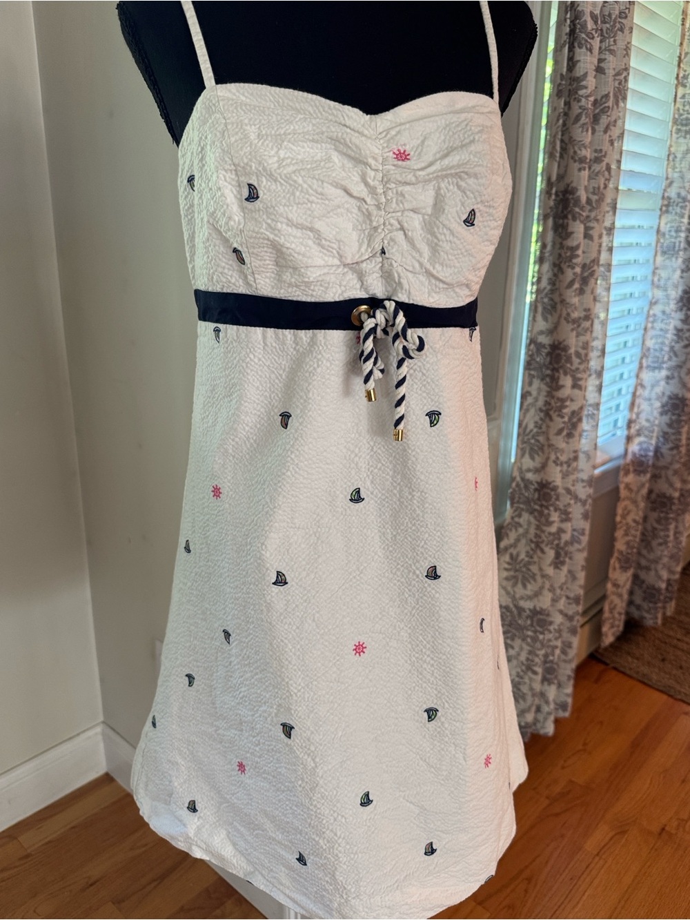 Lilly Pulitzer Rilee Nautical White Seersucker Sailboat Dress Size 10 NWOT
